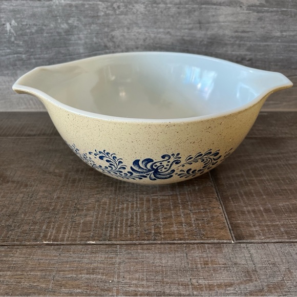 Vintage Pyrex Mixing Nesting Bowl 442 Homestead